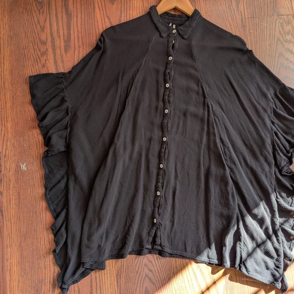 Free People FP Black Button Down Women's Top XS/S Batwing Ruffle Pockets Lagenlo - Picture 2 of 7